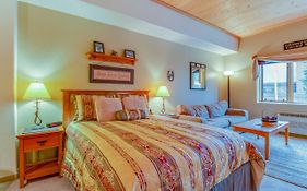 Gateway Studio Getaway